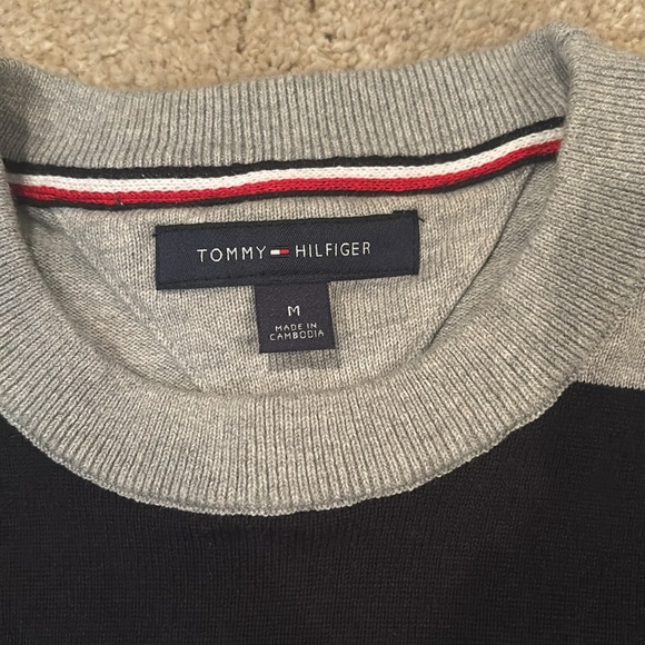 Tommy Hilfiger Sweater - Picture 4 of 4